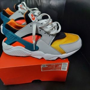 Nike Air Huarache Platinum Platinum/Bright Crimson 8.5